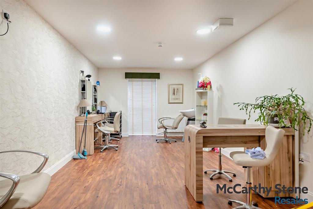 8683149-interior18-800.jpg