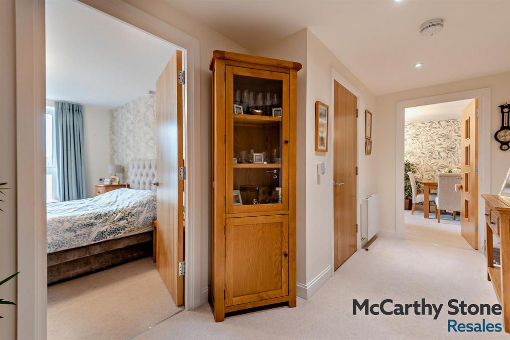 8683149-interior01-800.jpg