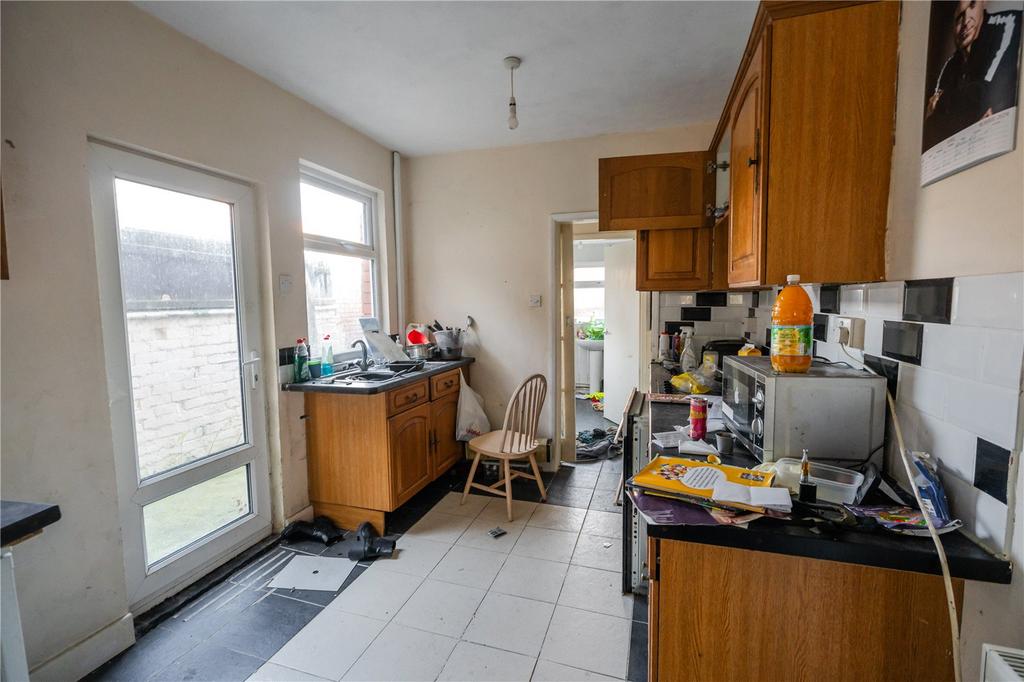 Kitchen 1
