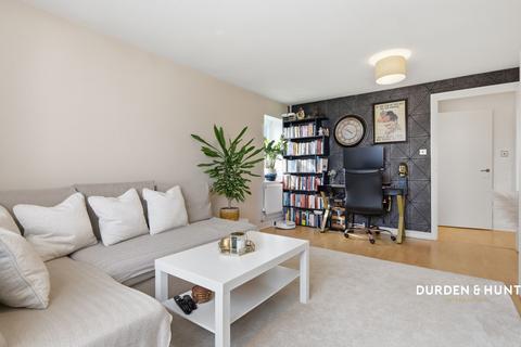 1 bedroom flat for sale, Turner Road, Hornchurch, RM12