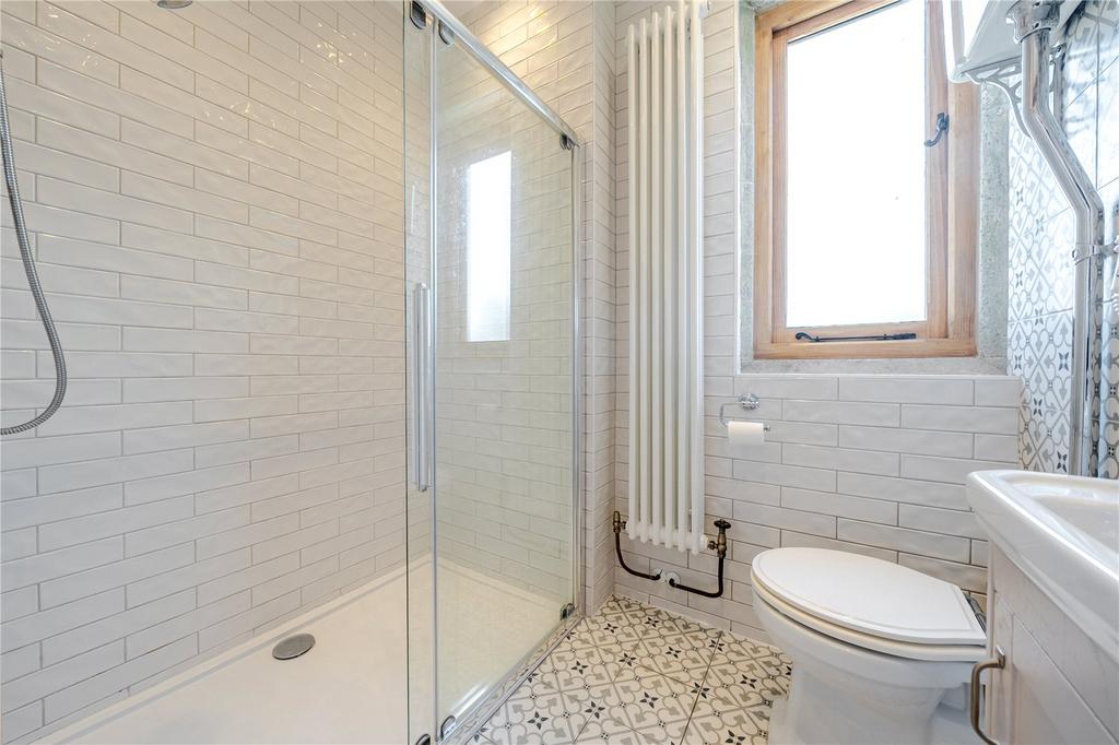 Family Shower Room