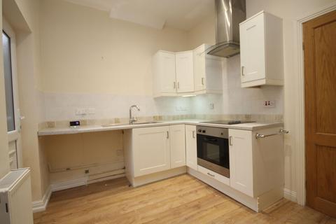 2 bedroom terraced house to rent, Gladstone Street, St. Helens, WA10