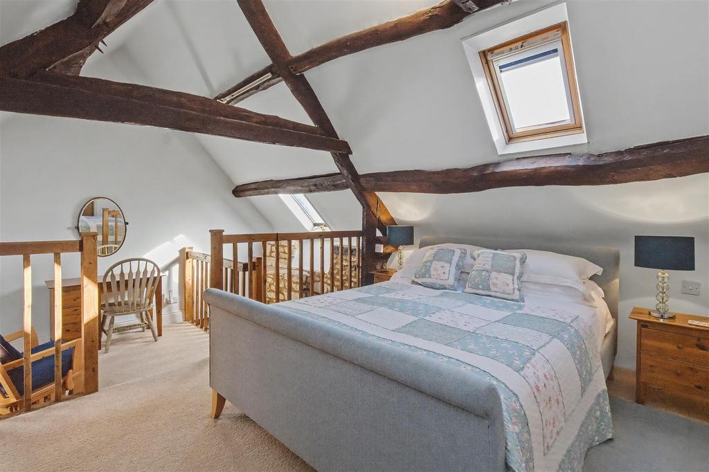 Master Bedroom 1.jpg