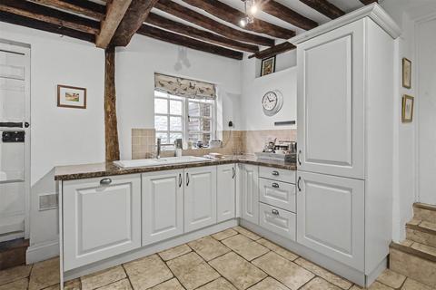 3 bedroom cottage for sale, High Street, Burford