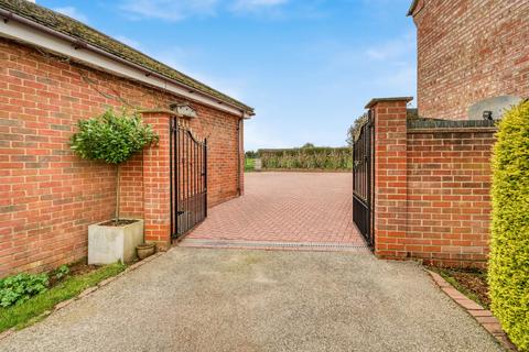 undefined, Morrison Park Road, Northampton NN6