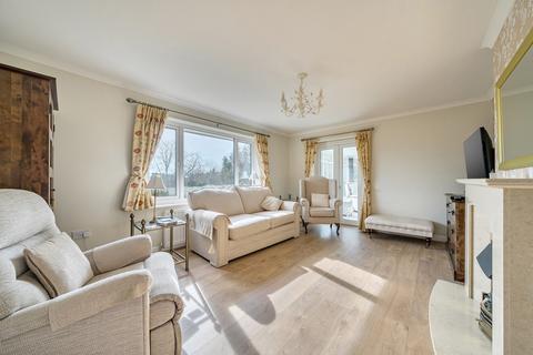 3 bedroom bungalow for sale, Brynglas Avenue, Newtown, Powys, SY16