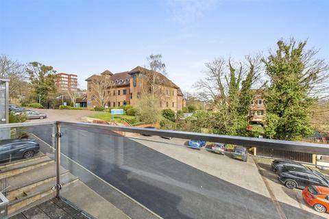 2 bedroom apartment for sale, Easton Street, High Wycombe HP11