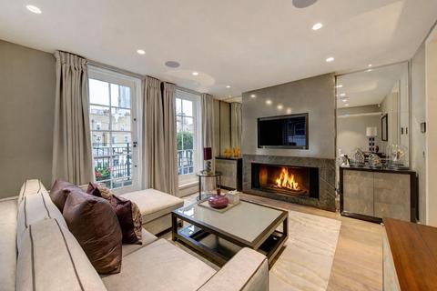 undefined, Lindsay Square, London SW1V