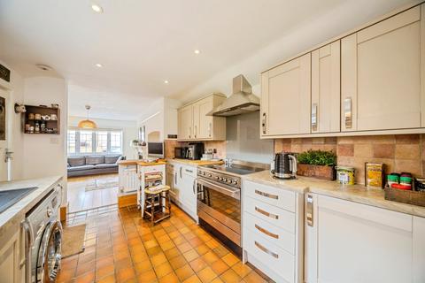2 bedroom terraced house for sale, Silver Street, Newport Pagnell