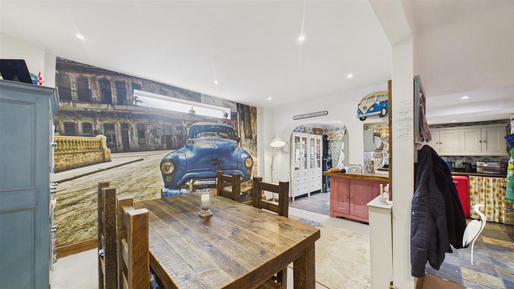 Open Plan Kitchen &amp; Dining Room