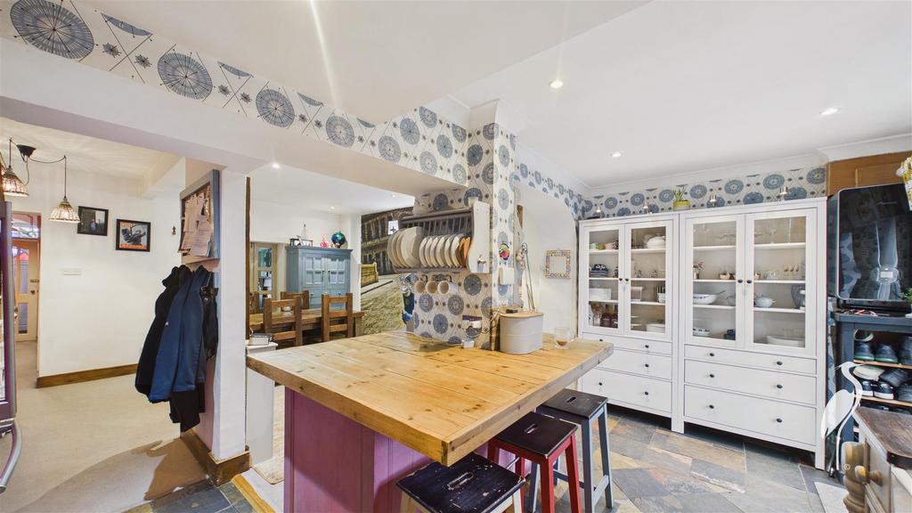 Open Plan Kitchen &amp; Dining Room
