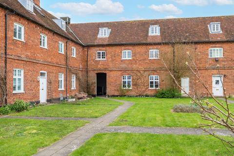 4 bedroom terraced house for sale, Viewpoint Mews, Shipmeadow