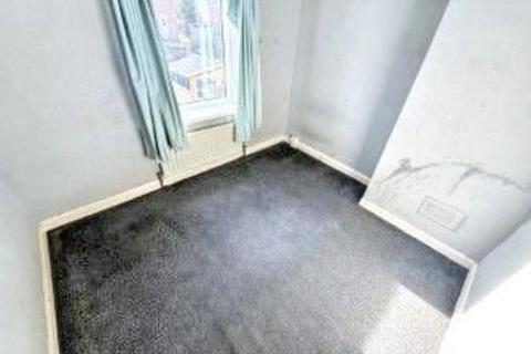 2 bedroom semi-detached house for sale, Manor Gardens, Gateshead, Tyne and Wear, NE10 8TB