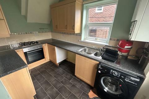 2 bedroom semi-detached house for sale, Manor Gardens, Gateshead, Tyne and Wear, NE10 8TB