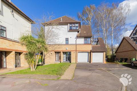 undefined, Amersham Avenue, Basildon SS16