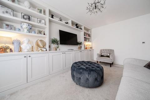 3 bedroom detached house for sale, Elderberry Way, Bedford