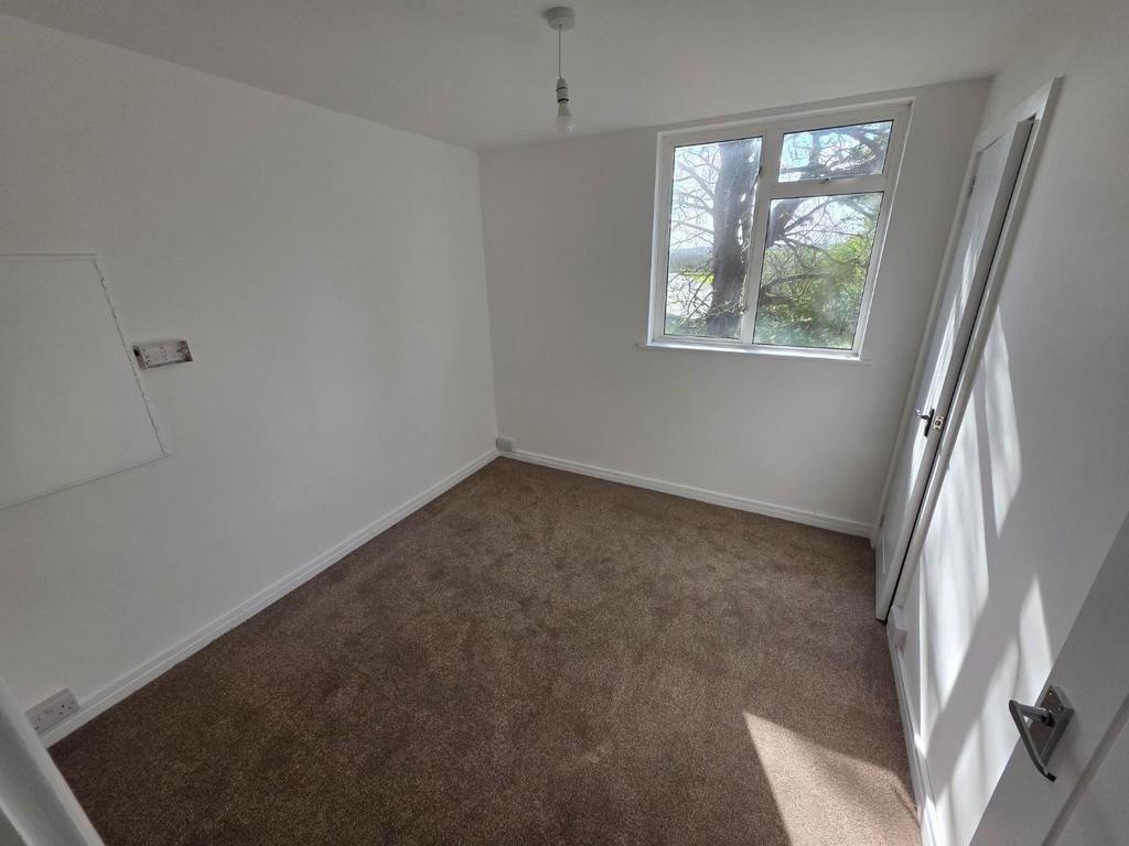 Bedroom - 2.jpg