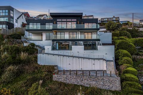 undefined, Exceptional contemporary home with incredible views, Newquay