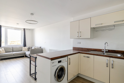 undefined, Hackbridge SM6