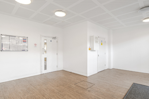 undefined, Hackbridge SM6