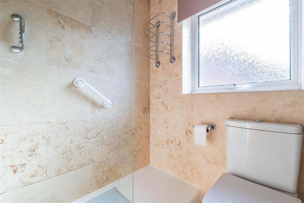 Family Shower Room