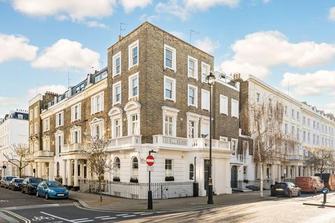 3 bedroom maisonette for sale, Sussex Street, London SW1V