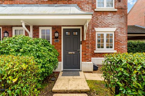 3 bedroom end of terrace house for sale, Biggleswade Drive, Runcorn