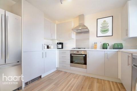 3 bedroom semi-detached house for sale, Isabel Road, Leicester
