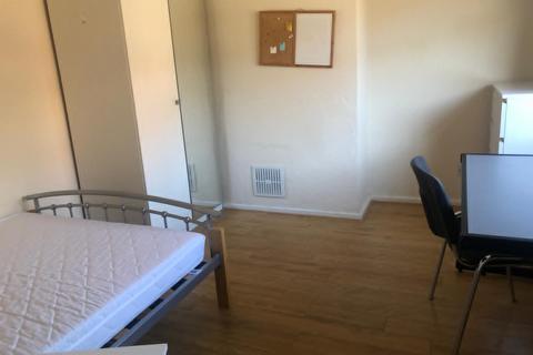 6 bedroom house to rent, Sir Henry Parkes Road, COVENTRY, CV4