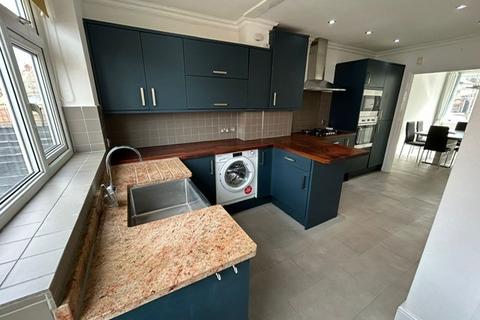 3 bedroom house to rent, Councillor Lane, Cheadle, SK8