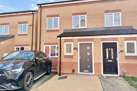 3 bedroom house to rent, Cherwell Drive, Bradford, BD6