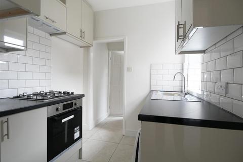 2 bedroom terraced house for sale, Gladstone Street, Acomb, York