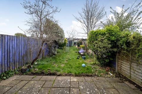 3 bedroom terraced house for sale, Malvern Avenue, Harrow
