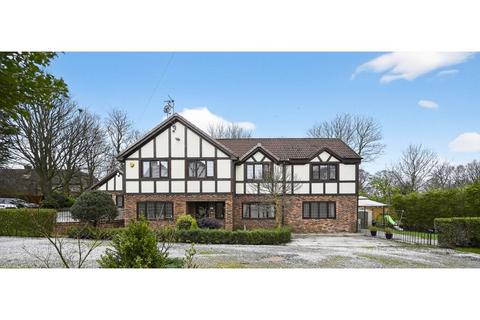 6 bedroom detached house for sale, Laurel Court, St. Helens, WA11