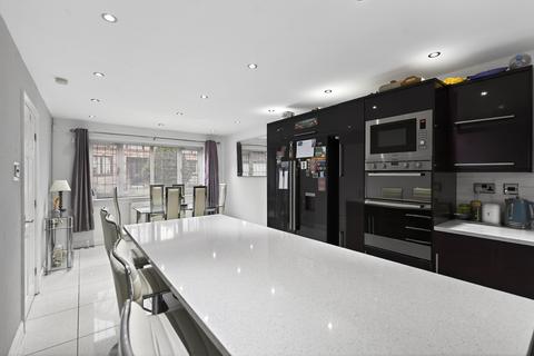 6 bedroom detached house for sale, Laurel Court, St. Helens, WA11