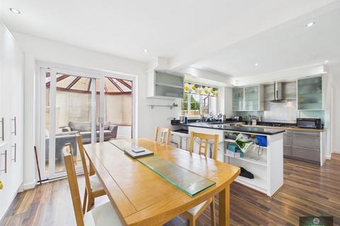 undefined, Osmund Close, Crawley RH10