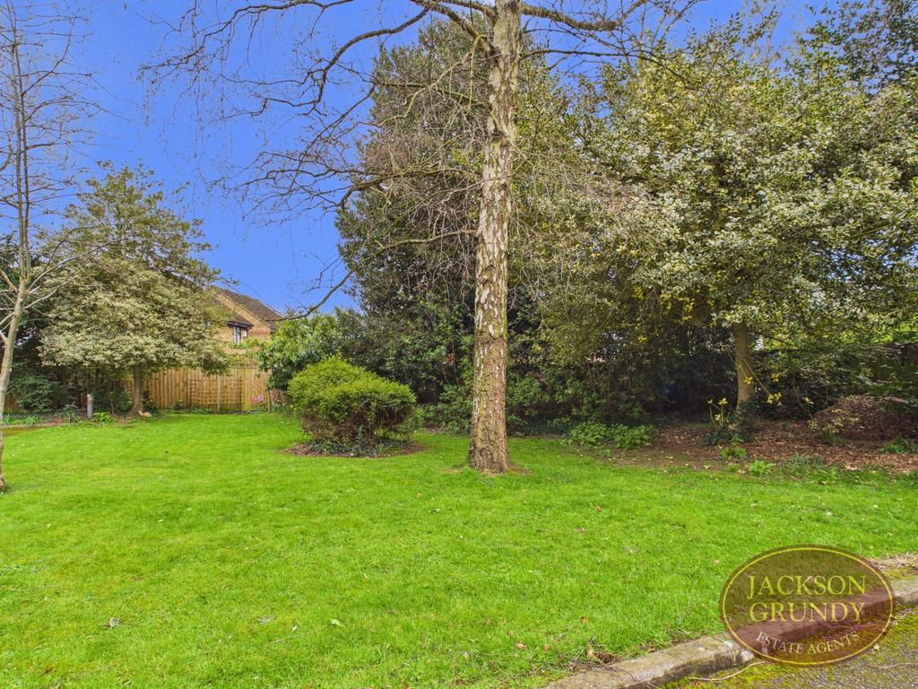 Harlestone road