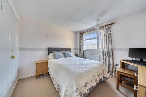 4 bedroom semi-detached house for sale, Kings Road, Headcorn, Ashford