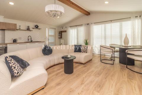 2 bedroom property for sale, Borwick Lane, Carnforth LA6