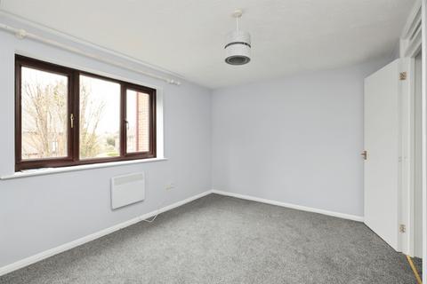 1 bedroom flat for sale, Elton Park, Watford