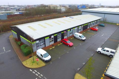 Industrial unit to rent, Smeaton Close Aylesbury HP19 8FJ