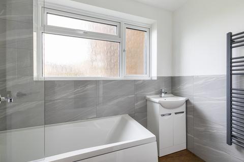 2 bedroom flat to rent, Hawker Court  KINGSTON HILL