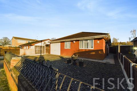 4 bedroom bungalow for sale, New Park Road, Benfleet, SS7