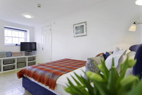 undefined, Hampton Court Road East Molesey KT8