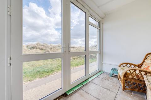 3 bedroom terraced house for sale, Beach Road, Caister-On-Sea