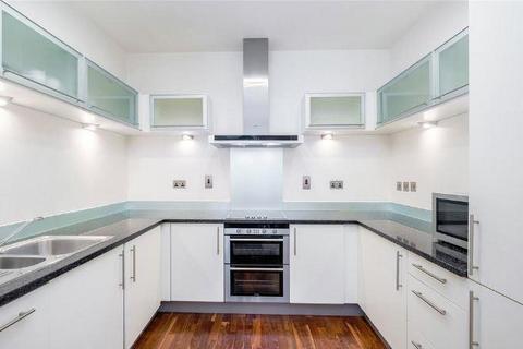 2 bedroom apartment to rent, Bolsover Street, London W1W