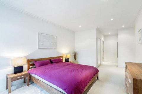 2 bedroom apartment to rent, Bolsover Street, London W1W