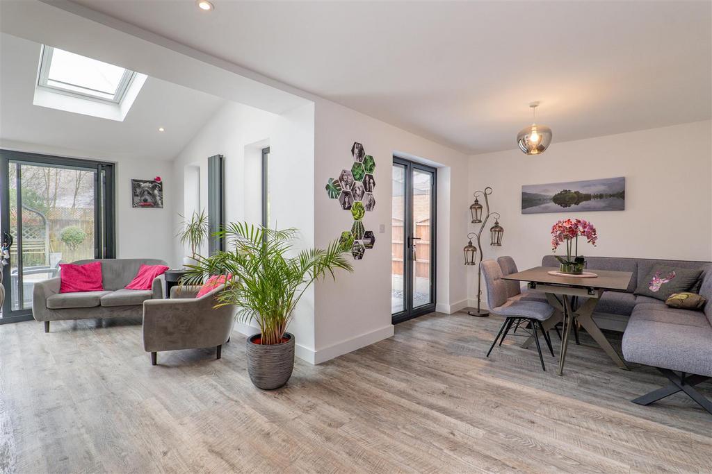 Kitchen/Breakfast/Dining Room