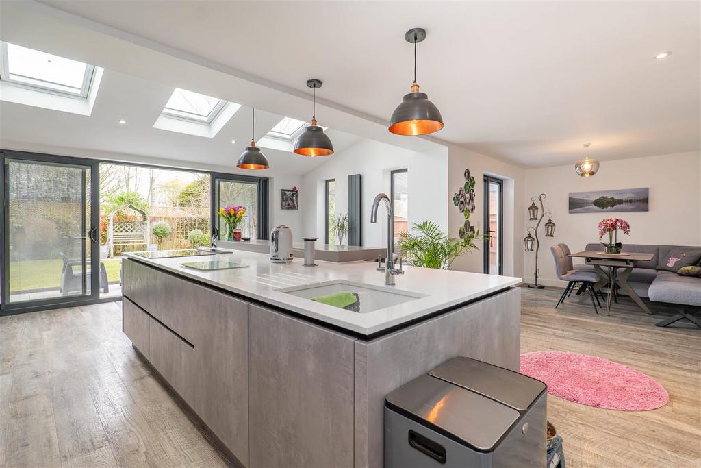 Kitchen/Breakfast/Dining Room