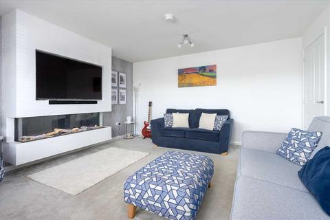 4 bedroom detached villa for sale, Inverkeithing KY11
